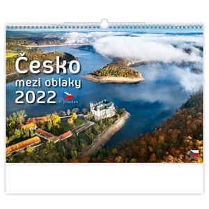 Nástěnný kalendář 2022 - Česko mezi oblaky
