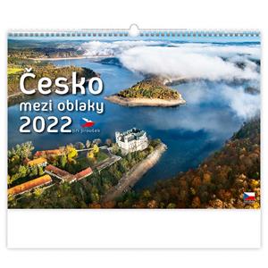 Nástěnný kalendář 2022 - Česko mezi oblaky